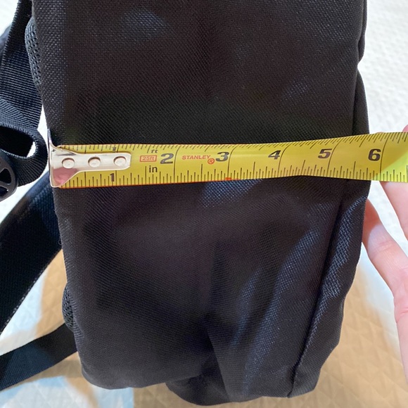 Swiss Gear Backpack in gray & black - Picture 15 of 16